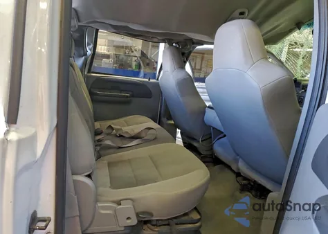 2004 Ford F350 Srw Super Duty z USA, uszkodzony, nr VIN 1FTSW31P84EE023